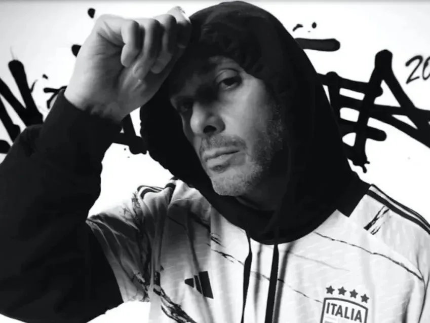 Fabri Fibra torna con “In Italia