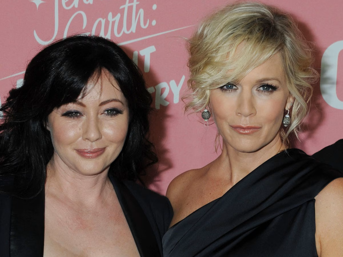 Jennie Garth ricorda Shannen Doherty - Trash Italiano